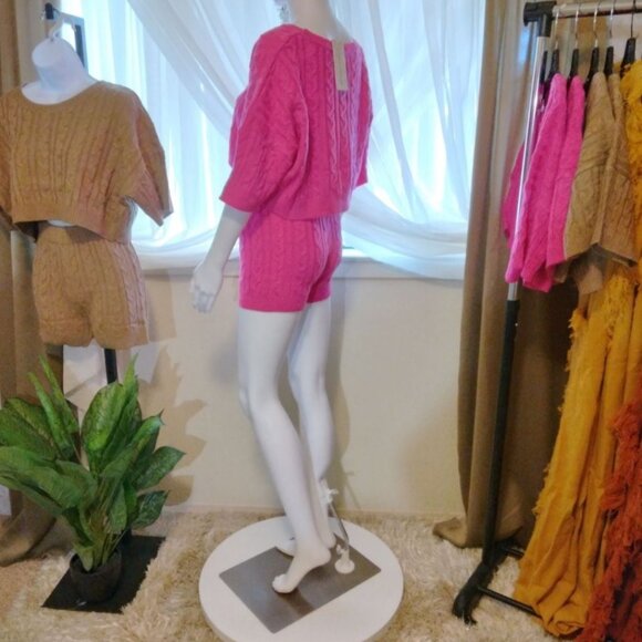 Junior/Misses- 2pc Fuchsia Sweater Set - Picture 9 of 10